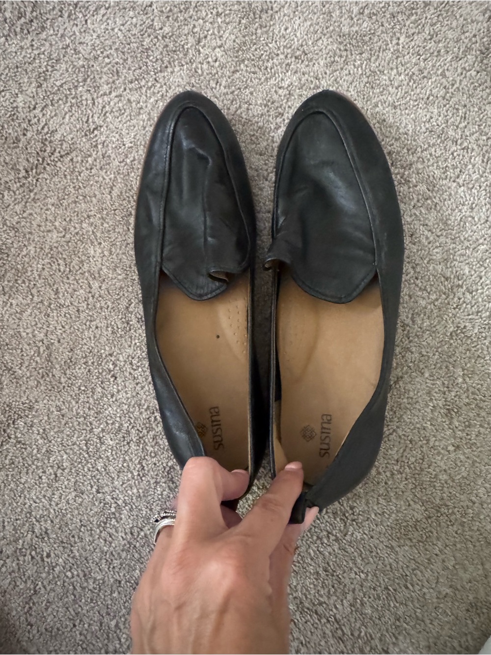 Susina Black Leather Slip-On Loafers for Men — Minimalist Design